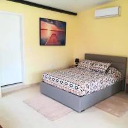 Apartment Charming Studio With Pool Mountain View In 50sqm